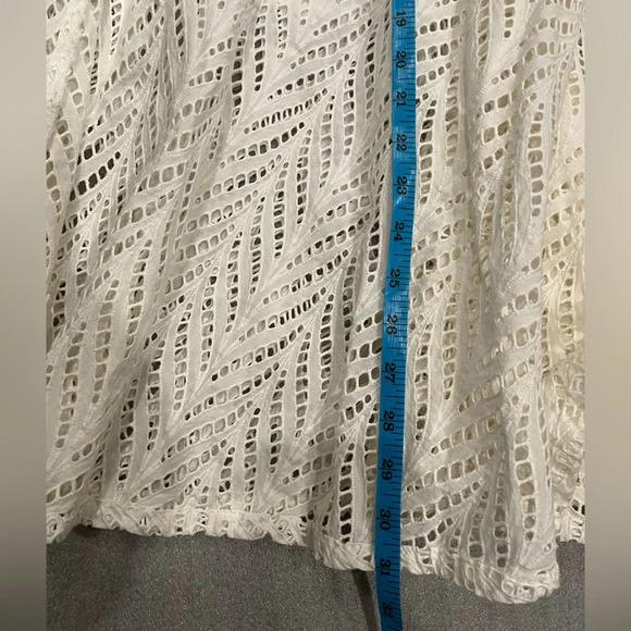 ❤️Host Picks❤️[XS]Guess NAJM Skirt with perforations - Picture 14 of 14